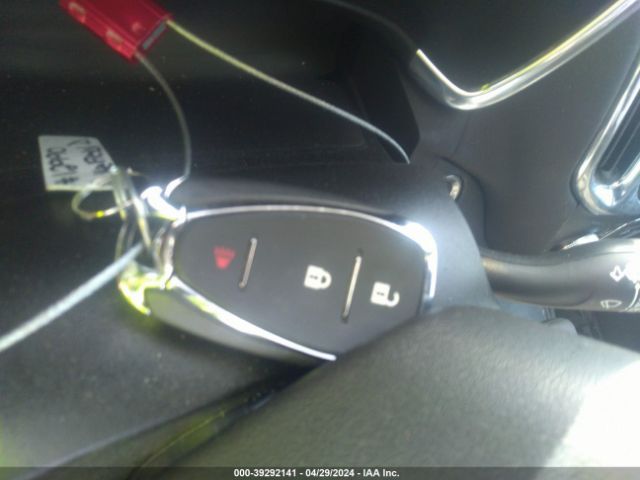 2GNAXKEV5N6100651 Chevrolet Equinox Fwd Lt