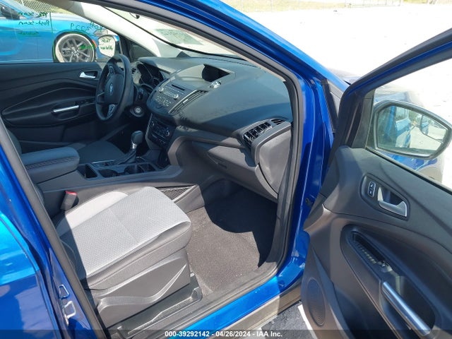 Ford ESCAPE SE 2017 1FMCU0GD3HUE56083 Image 5