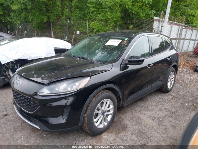 Ford ESCAPE SE 2020 1FMCU0G62LUC31681 Image 2