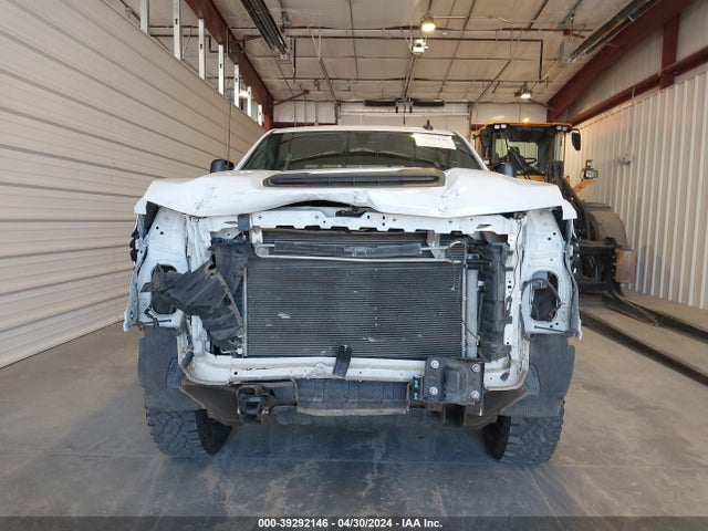 Chevrolet Silverado 2500hd 4wd  Standard Bed Wt 2020 1GC1YLE72LF215014 Image 12