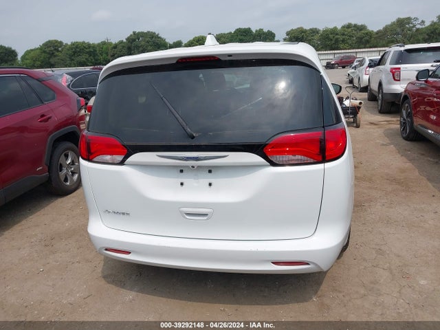 2C4RC1CGXLR163164 Chrysler Voyager Lx