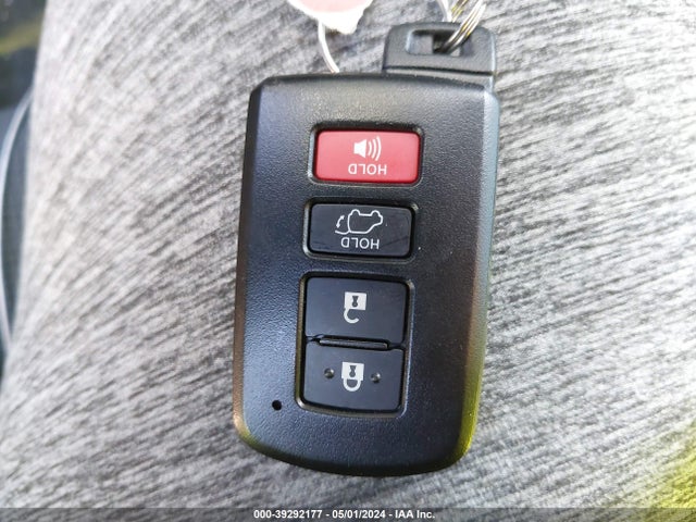 Toyota Rav4 Xle 2018 2T3WFREVXJW468865 Image 11