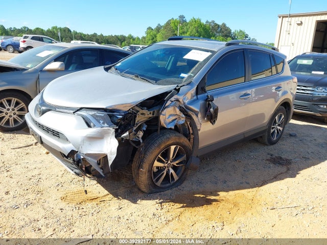 Toyota Rav4 Xle 2018 2T3WFREVXJW468865 Image 2