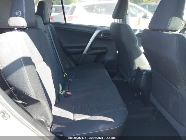 Toyota Rav4 Xle 2018 2T3WFREVXJW468865 Image 8