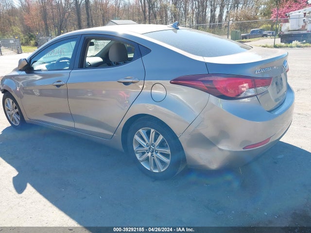 Hyundai ELANTRA SE 2015 5NPDH4AE9FH582770 Image 3