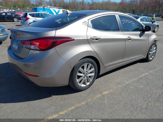 Hyundai ELANTRA SE 2015 5NPDH4AE9FH582770 Image 4