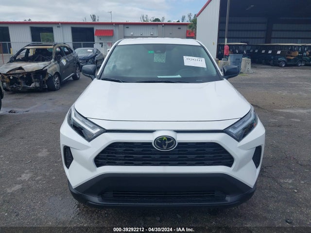 Toyota RAV4 LE 2024 2T3H1RFV0RW307958 Image 12