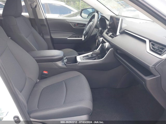 Toyota RAV4 LE 2024 2T3H1RFV0RW307958 Image 5