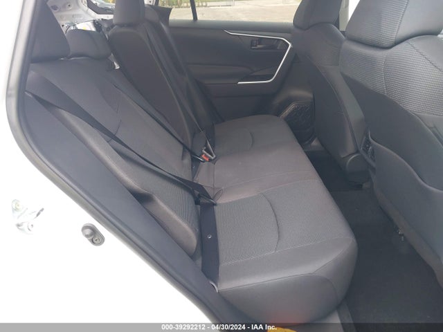 Toyota RAV4 LE 2024 2T3H1RFV0RW307958 Image 8