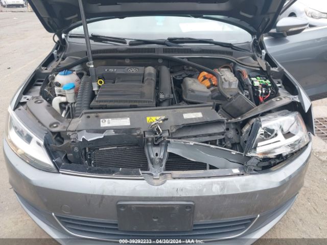 3VW637AJ5EM283773 Volkswagen Jetta Hybrid Se