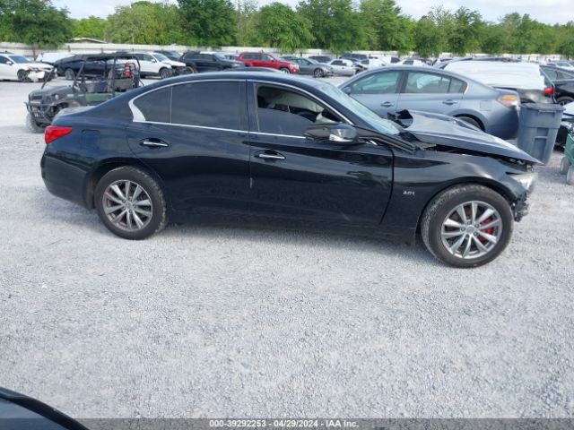 JN1CV7AR3HM682285 Infiniti Q50 2.0t Premium