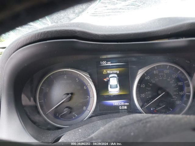 JN1CV7AR3HM682285 Infiniti Q50 2.0t Premium