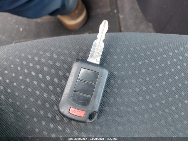 ML32F3FJ1JHF04378 Mitsubishi Mirage G4 Es