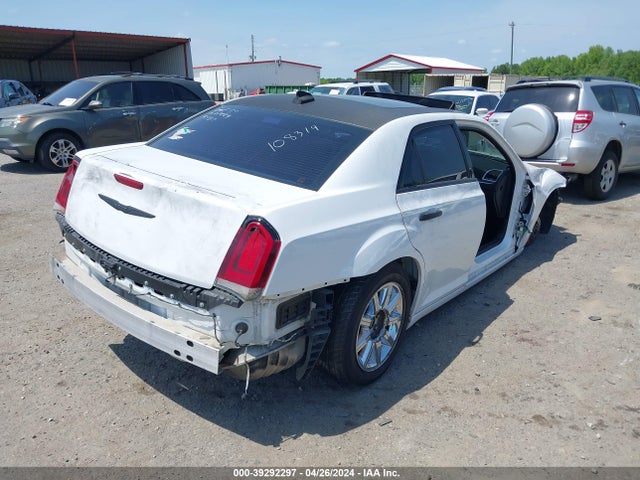 2C3CCAAG6HH653580 Chrysler 300 Limited
