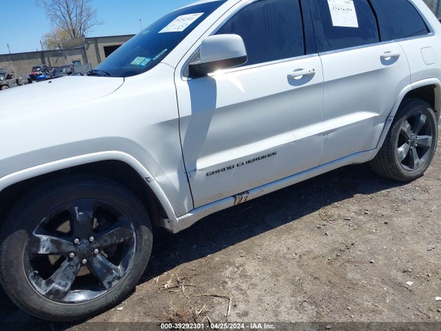 1C4RJFAG2FC884677 Jeep Grand Cherokee Altitude
