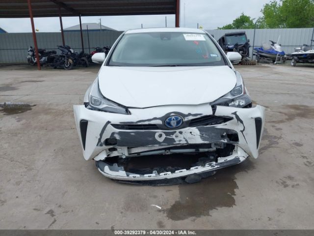 JTDKAMFUXN3157225 Toyota Prius Le