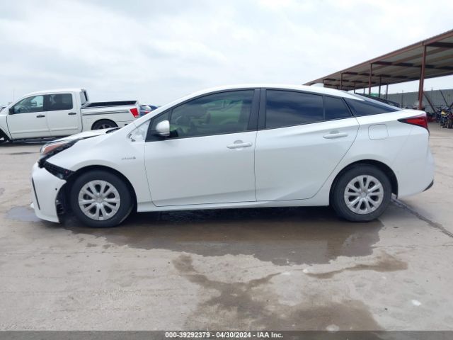 JTDKAMFUXN3157225 Toyota Prius Le