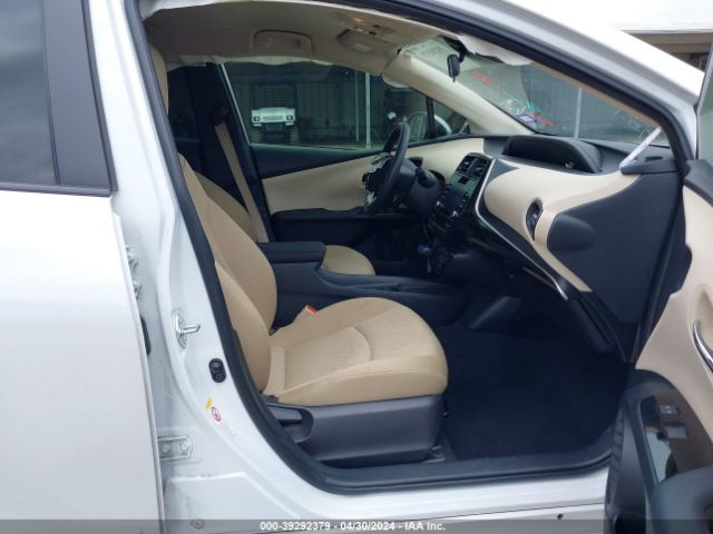 JTDKAMFUXN3157225 Toyota Prius Le