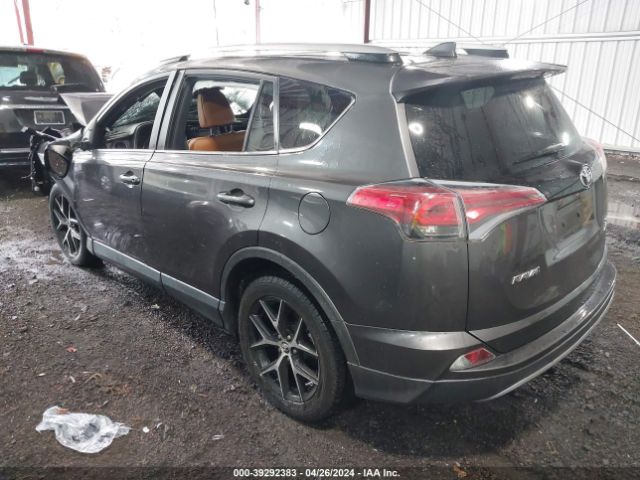 2T3JFREV9HW599483 Toyota RAV4 SE