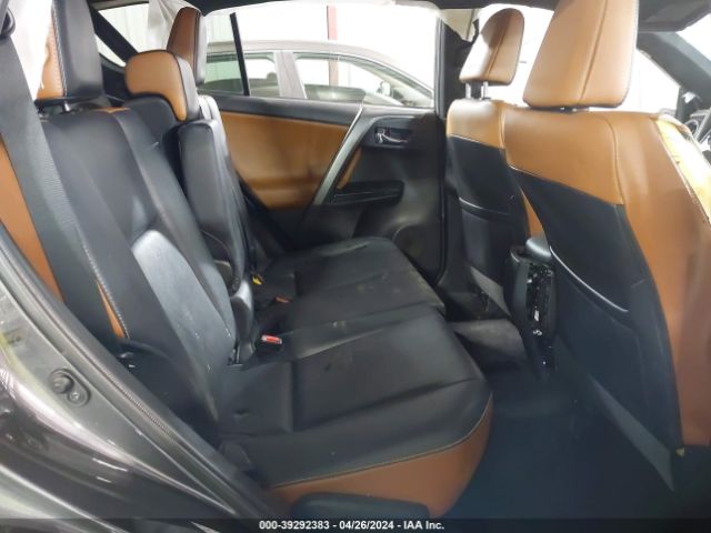 2T3JFREV9HW599483 Toyota RAV4 SE