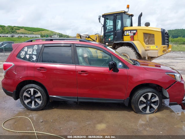Subaru Forester 2.5i Premium 2018 JF2SJAGC4JH598853 Image 13
