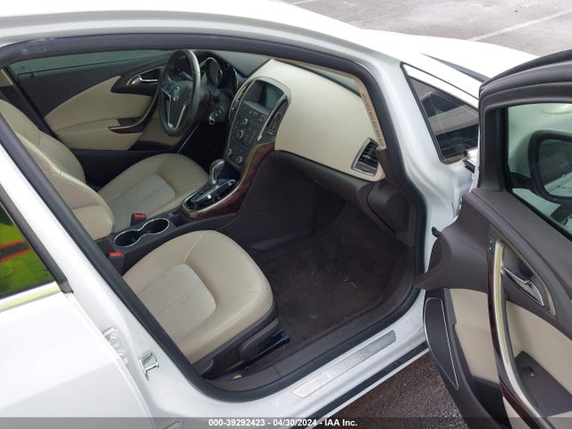 1G4PP5SK8E4105399 Buick Verano