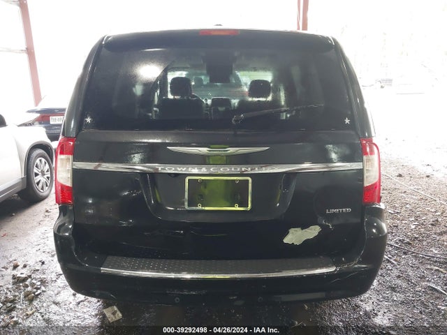 2C4RC1GG4ER204160 Chrysler Town & Country Limited