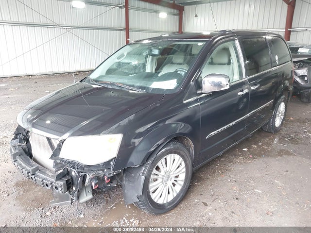2C4RC1GG4ER204160 Chrysler Town & Country Limited