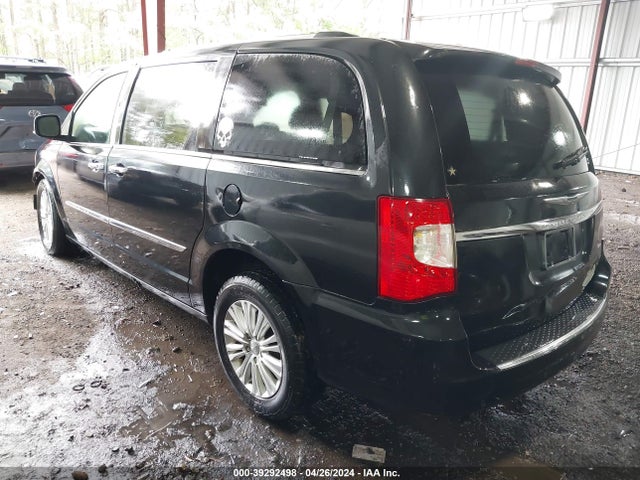 2C4RC1GG4ER204160 Chrysler Town & Country Limited