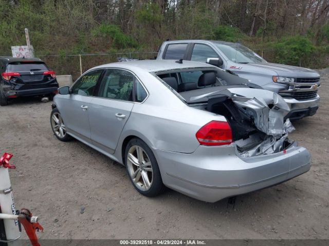 1VWCT7A37FC122672 Volkswagen Passat 1.8t Sel Premium