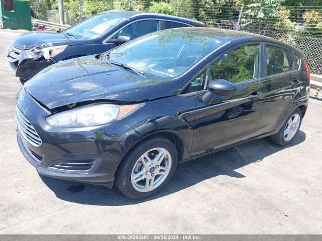 Ford FIESTA SE 2019 3FADP4EJ8KM164687 Image 2