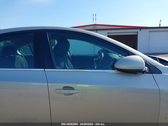 Chevrolet Cruze 1lt Auto 2014 1G1PC5SB2E7224797 Image 13
