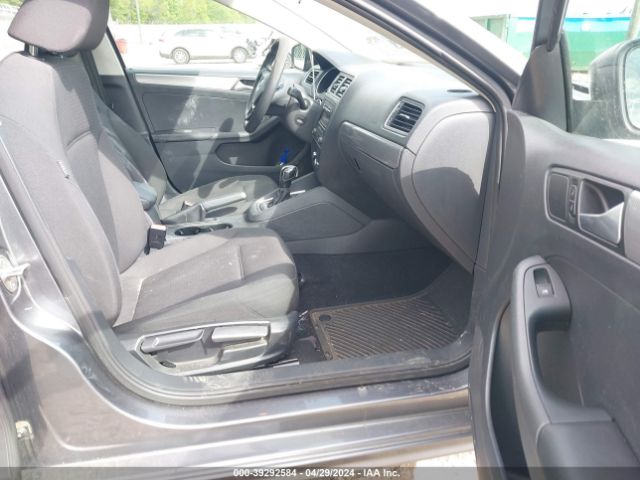 3VWD17AJ8FM260812 Volkswagen Jetta 1.8t Se
