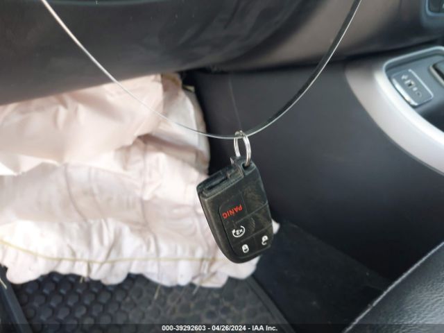 3C4NJCBB5KT715896 Jeep Compass Latitude Fwd