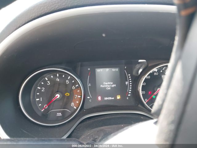 3C4NJCBB5KT715896 Jeep Compass Latitude Fwd