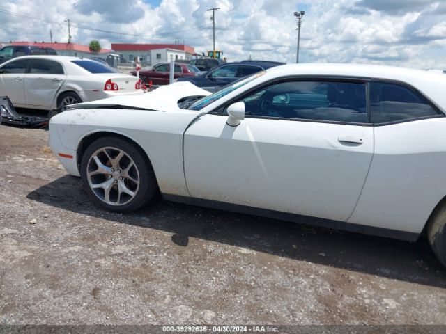 2C3CDZAG4GH225890 Dodge Challenger Sxt Plus
