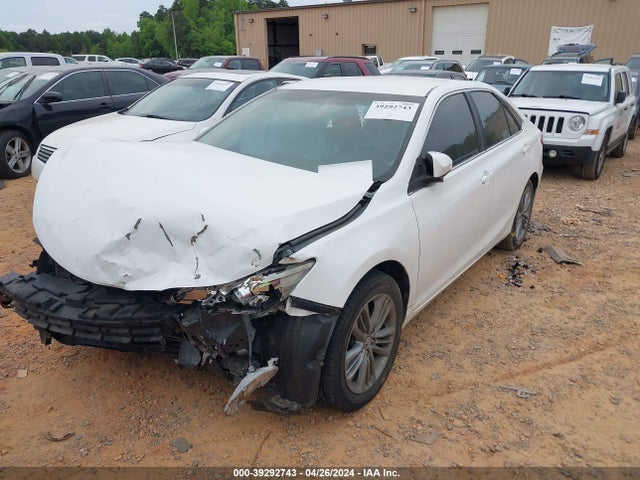 Toyota CAMRY SE 2015 4T1BF1FK6FU477955 Image 2