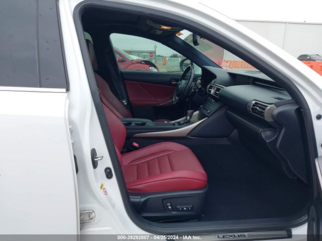 JTHBA1D25G5022885 Lexus IS 200T