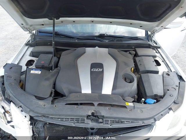 Hyundai Genesis 3.8 2014 KMHGC4DD8EU260068 Image 10