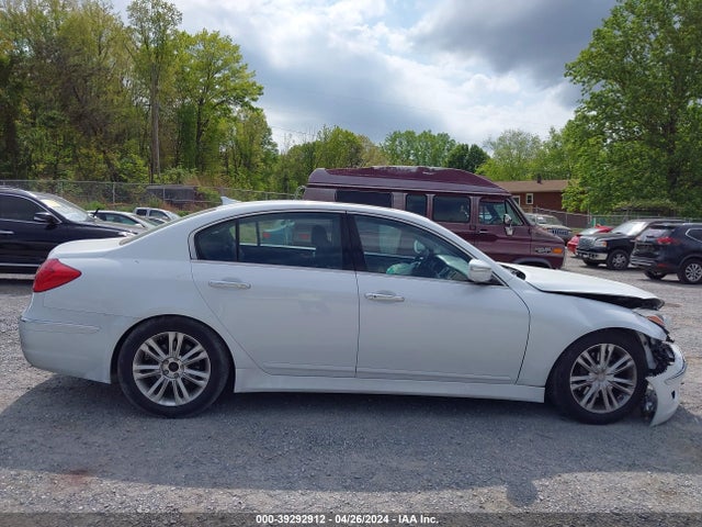 Hyundai Genesis 3.8 2014 KMHGC4DD8EU260068 Image 14