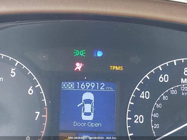 Hyundai Genesis 3.8 2014 KMHGC4DD8EU260068 Image 16