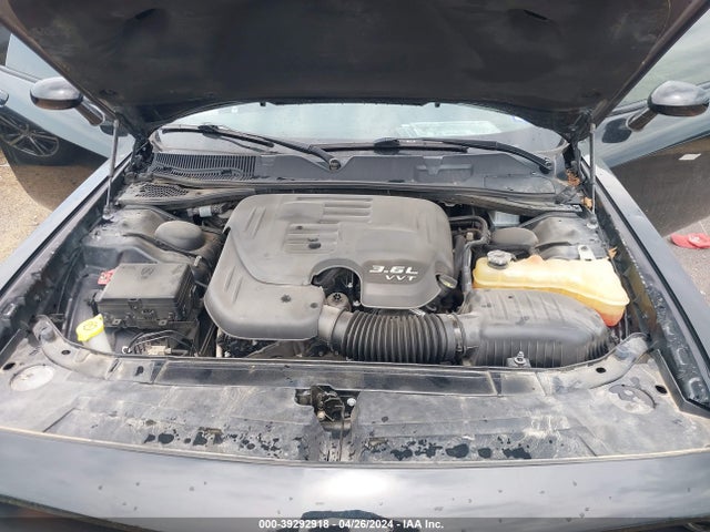 Dodge Challenger Sxt 2018 2C3CDZAG6JH246361 Image 10
