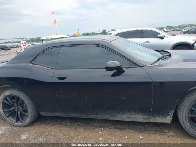 Dodge Challenger Sxt 2018 2C3CDZAG6JH246361 Image 13