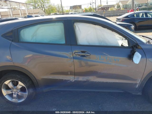 3CZRU6H32NM759065 Honda Hr-v Awd Lx
