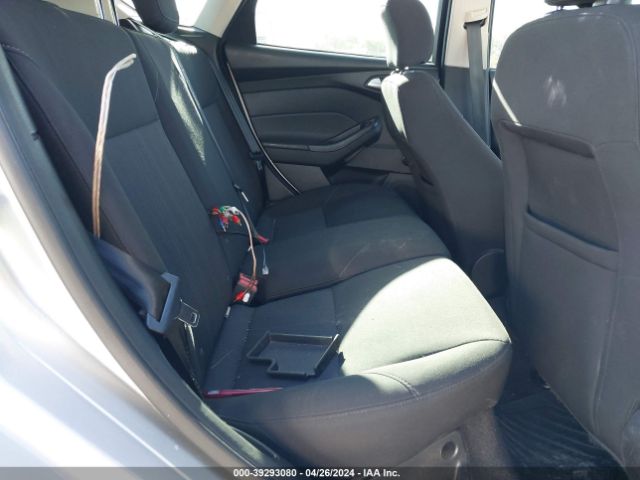 1FADP3K27FL350817 Ford FOCUS SE