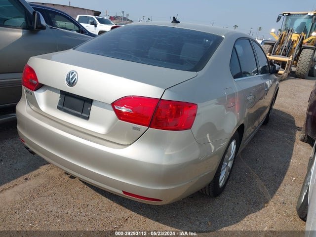 Volkswagen Jetta 1.8t Se 2014 3VWD17AJ2EM221017 Image 4