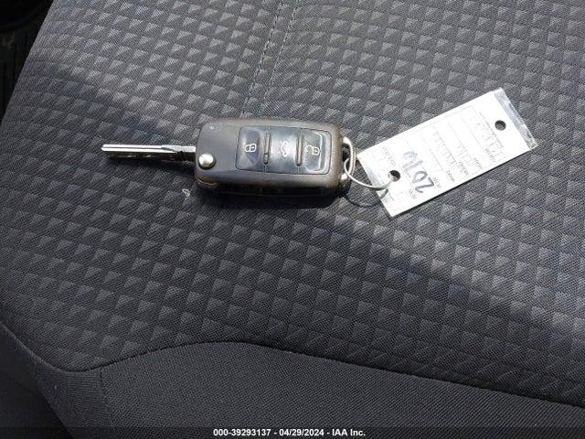 3VW267AJ4GM412353 Volkswagen Jetta 1.4t S