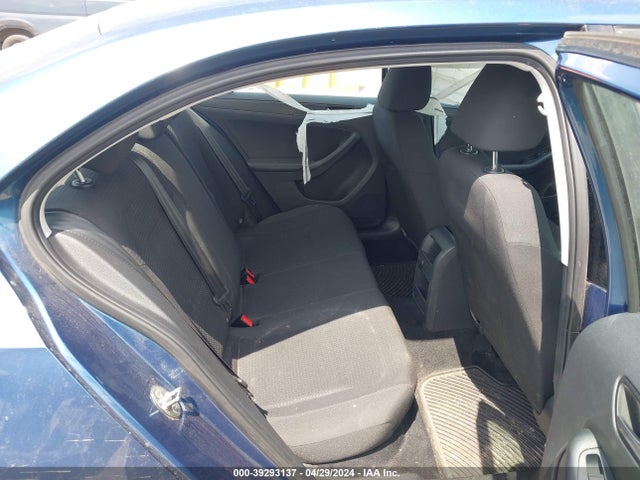 3VW267AJ4GM412353 Volkswagen Jetta 1.4t S