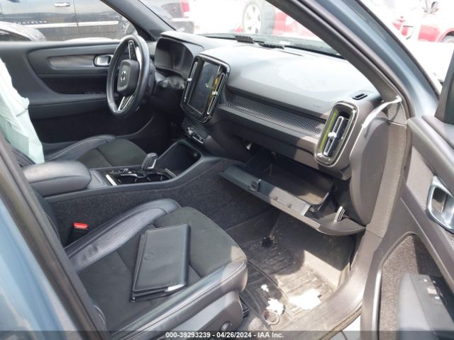 YV4162UM6L2341355 Volvo Xc40 T5 R-design