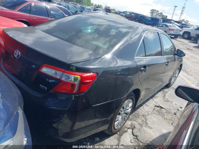 4T1BD1FK4EU121718 Toyota Camry Hybrid Le